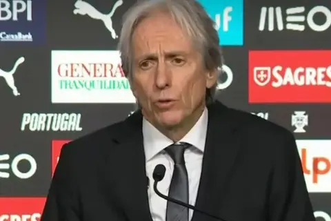 جيسوس: رونالدو لن يكون أبدًا مشكلة للبرتغال.. وجاهزون للتحدي الصعب
